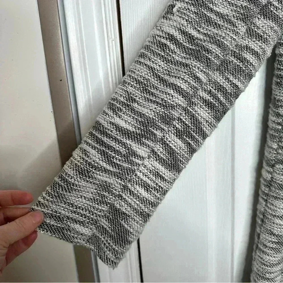 Paper Crane Cardigan Sweater Heathered Grey & White Size Small - Picture 3 of 16
